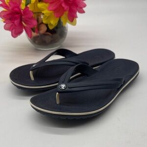 Classic Women's Navy Flip Flop Sandals - Casual Comfort
